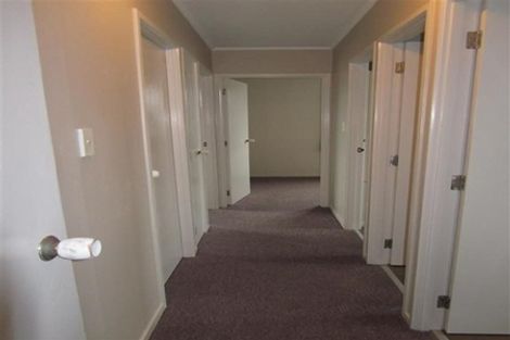 Photo of property in 4/1 Rebecca Rise, Weymouth, Auckland, 2103