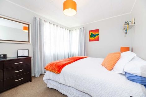 Photo of property in 36 Butterworth Drive, Glendene, Auckland, 0602