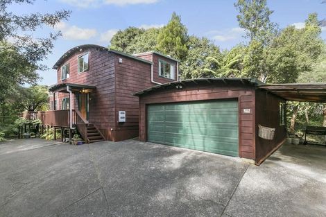 Photo of property in 112 Mountain Road, Henderson Valley, Auckland, 0612