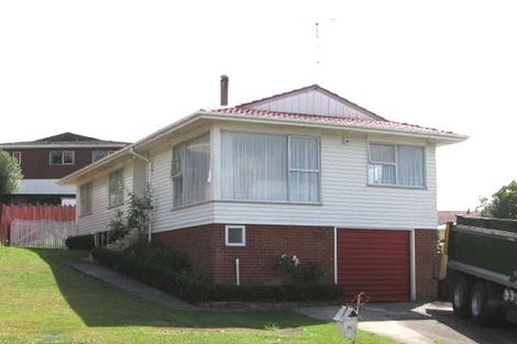 Photo of property in 24 Felgrove Street, Glendene, Auckland, 0602