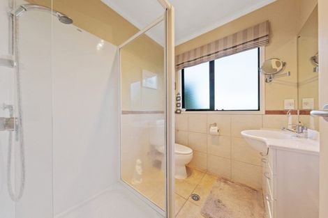 Photo of property in 18 Waterloo Street, Howick, Auckland, 2014