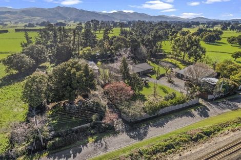 Photo of property in 71 Railway Road, Dalefield, Carterton, 5791