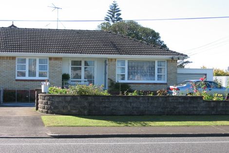 Photo of property in 2/116 Wallace Road, Papatoetoe, Auckland, 2025