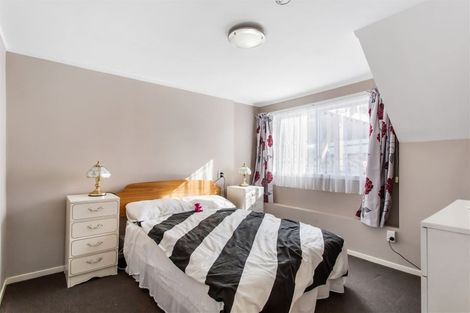 Photo of property in 34 Lewisham Street, Highland Park, Auckland, 2010