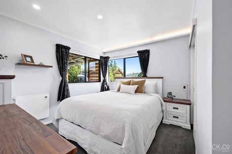 Photo of property in 11 Mcmanaway Grove, Stokes Valley, Lower Hutt, 5019