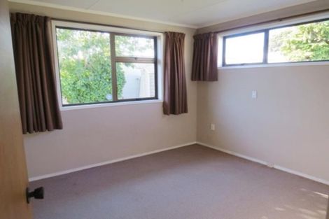 Photo of property in 12 Te Whena Place, Waitara, 4320