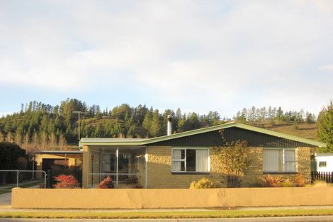 Photo of property in 87 Dunstan Road, Alexandra, 9320