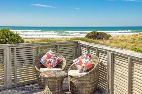 Photo of property in 47 Blue Pacific Parade, Riversdale Beach, Masterton, 5872