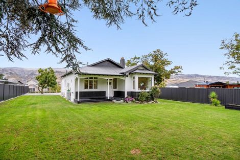 Photo of property in 710 Luggate-cromwell Road, Mount Pisa, Cromwell, 9383