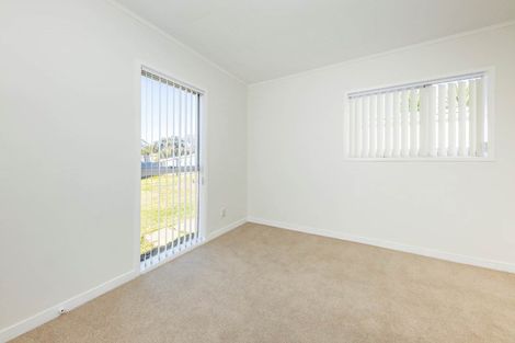 Photo of property in 68 Chelburn Crescent, Mangere East, Auckland, 2024