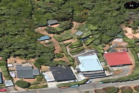 Photo of property in 10 Cave Road, Houghton Bay, Wellington, 6023