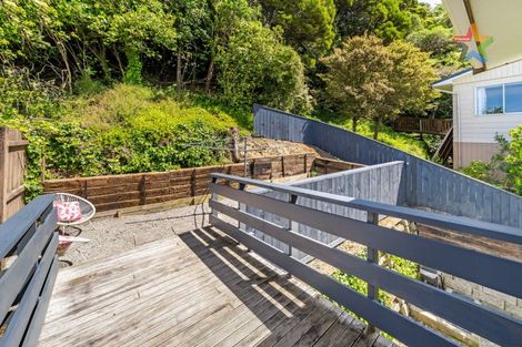 Photo of property in 85a Mulberry Street, Normandale, Lower Hutt, 5010