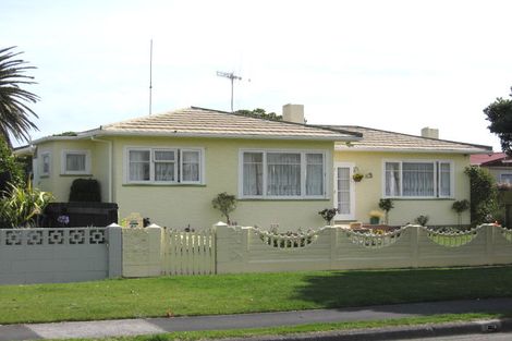 Photo of property in 47 Thatcher Street, Castlecliff, Whanganui, 4501