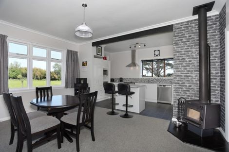 Photo of property in 195 Raumai Road, Bulls, 4894