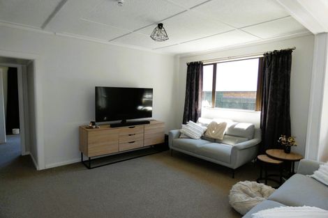 Photo of property in 33 Domett Street, Westport, 7825