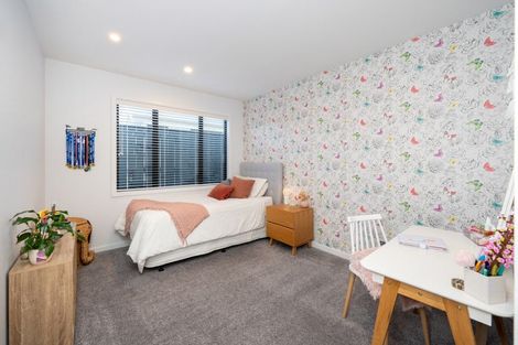 Photo of property in 10 Rich Rise, Havelock North, 4130