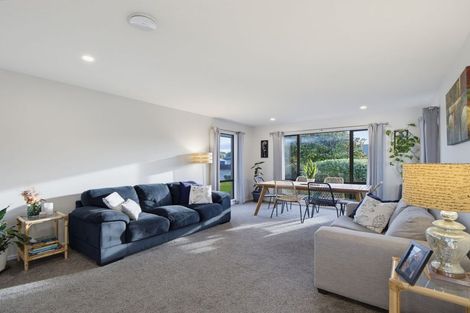 Photo of property in 1 Appleton Place, Woodend, 7610