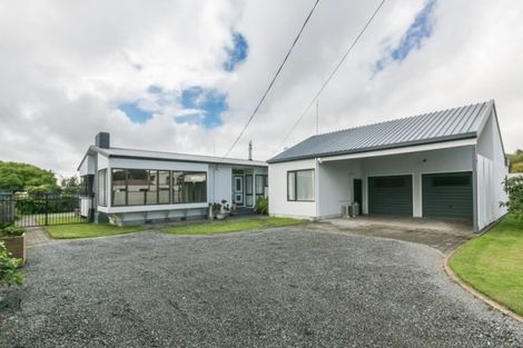 Photo of property in 48 Meeanee Road, Taradale, Napier, 4112