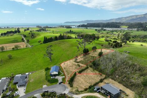 Photo of property in 31 Arapeta Place, Takaka, 7110