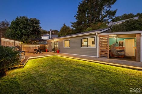 Photo of property in 11 Mcmanaway Grove, Stokes Valley, Lower Hutt, 5019