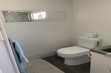 Photo of property in 19 Church Street, Northcote Point, Auckland, 0627