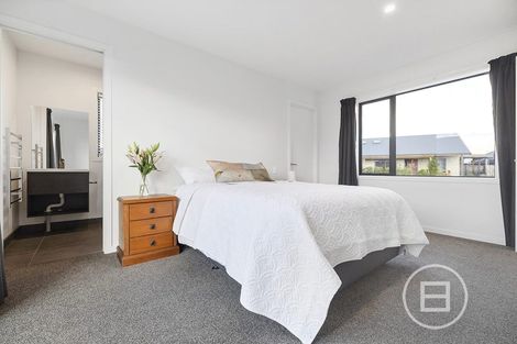 Photo of property in 18 Scurr Terrace, Wanaka, 9305