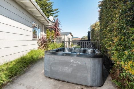 Photo of property in 237 Range Road, Papamoa Beach, Papamoa, 3118