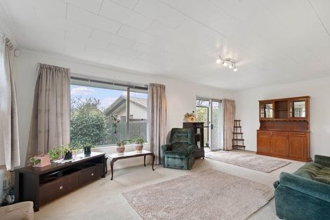 Photo of property in 29a Salford Avenue, Redwood, Christchurch, 8051