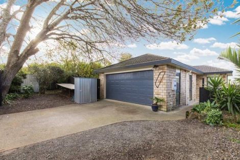 Photo of property in 5 Marblewood Grove, Pukekohe, 2120