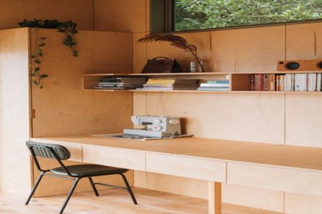 Photo of property in 118 Sutherland Road, Melrose, Wellington, 6023