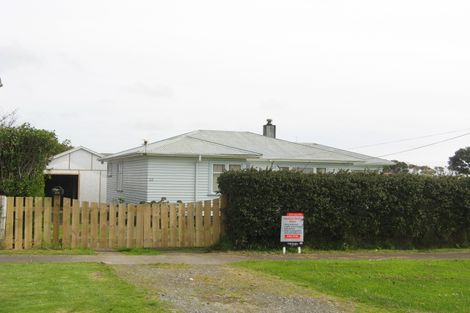 Photo of property in 33 Seymour Street, Waitara, 4320