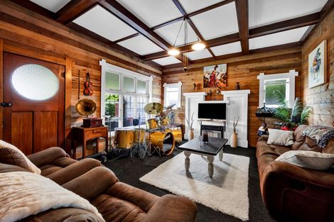 Photo of property in 13 Albion Street, Hawera, 4610