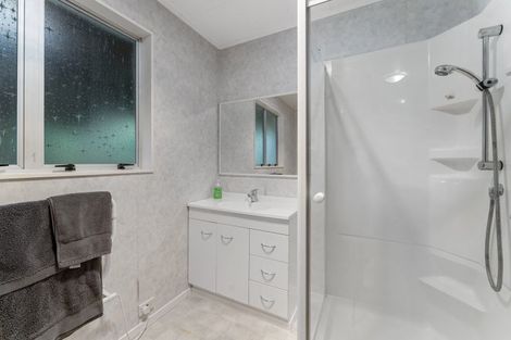 Photo of property in 23a Coates Street, Tawa, Wellington, 5028