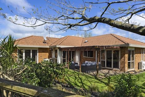 Photo of property in 17 Halcione Close, Flagstaff, Hamilton, 3210