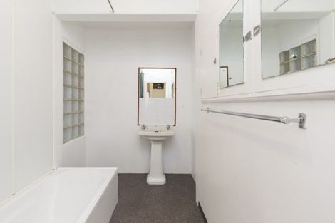 Photo of property in 105 Maxwells Line, Awapuni, Palmerston North, 4412