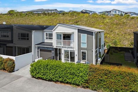 Photo of property in 33 Sanremo Lane, Stanmore Bay, Whangaparaoa, 0932