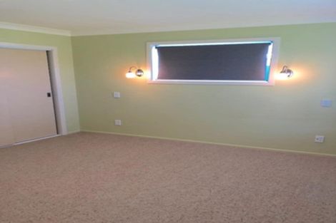 Photo of property in 5 Matai Street, Waikanae, 5036