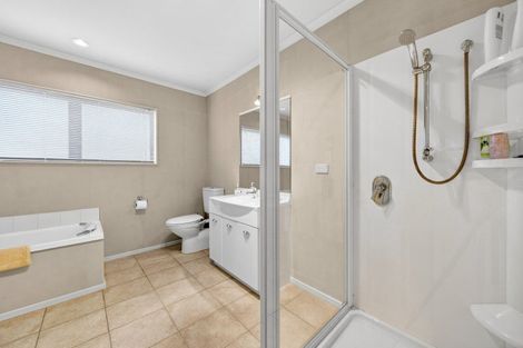 Photo of property in 30 Cody Crescent, Lansdowne, Masterton, 5810