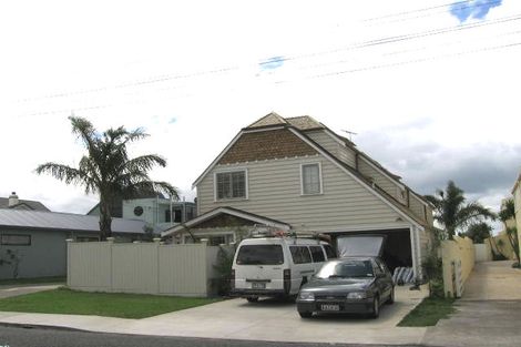 Photo of property in 7 Holiday Road, Milford, Auckland, 0620