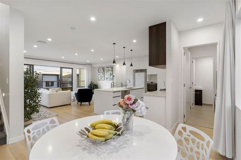 Photo of property in 4 Moki Place, Long Bay, Auckland, 0630
