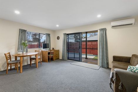 Photo of property in 20a Tiora Place, Upper Riccarton, Christchurch, 8041
