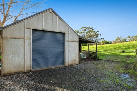 Photo of property in 11 Pineview Lane, Helensville, 0875