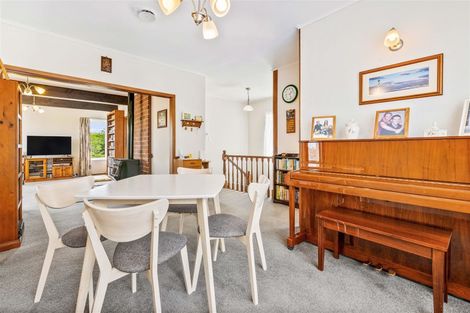 Photo of property in 7 Chamberlain Road, Massey, Auckland, 0614