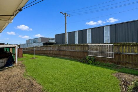 Photo of property in 5/42 Clevedon Road, Papakura, 2110
