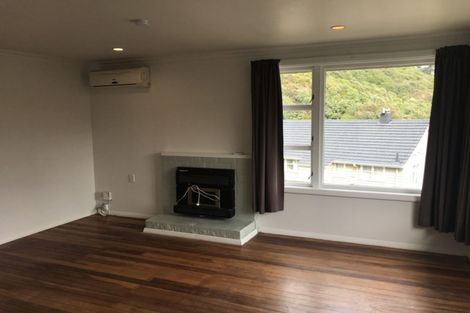 Photo of property in 31 Tukanae Street, Strathmore Park, Wellington, 6022