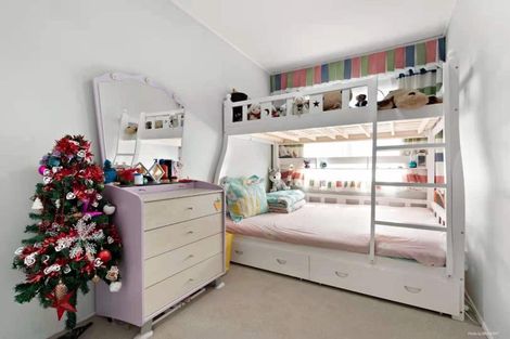 Photo of property in 1/94 Prince Regent Drive, Half Moon Bay, Auckland, 2012