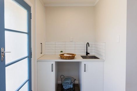 Photo of property in 11 Benmore Avenue, Cloverlea, Palmerston North, 4412