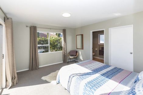 Photo of property in 4 Swindells Road, Waikuku Beach, 7473