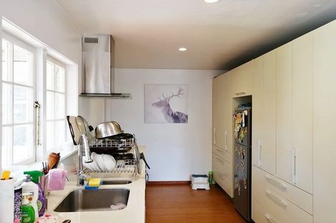 Photo of property in 14 Porter Avenue, Te Atatu South, Auckland, 0610