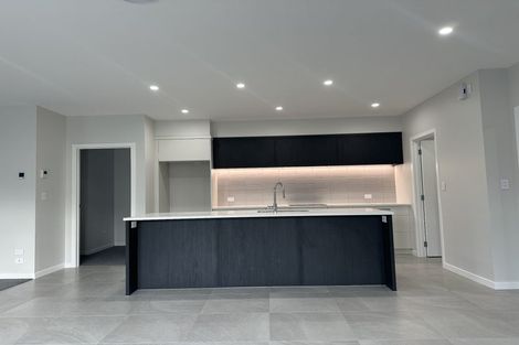 Photo of property in 5 Cassin Place, Taradale, Napier, 4112